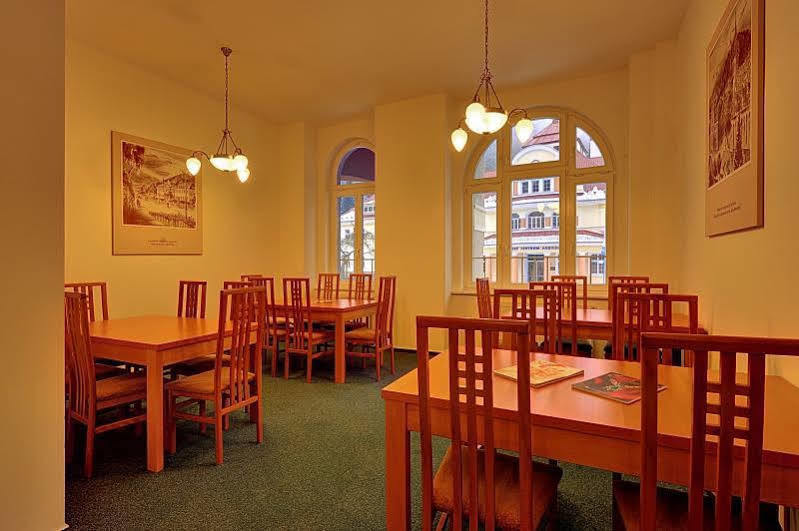 Hotel Astoria Jachymov Luaran gambar